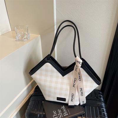 Large-capacity Bag Women's New Fashion Contrasting Color Shoulder Tote Bag Summer Popular Commuter Armpit Bag