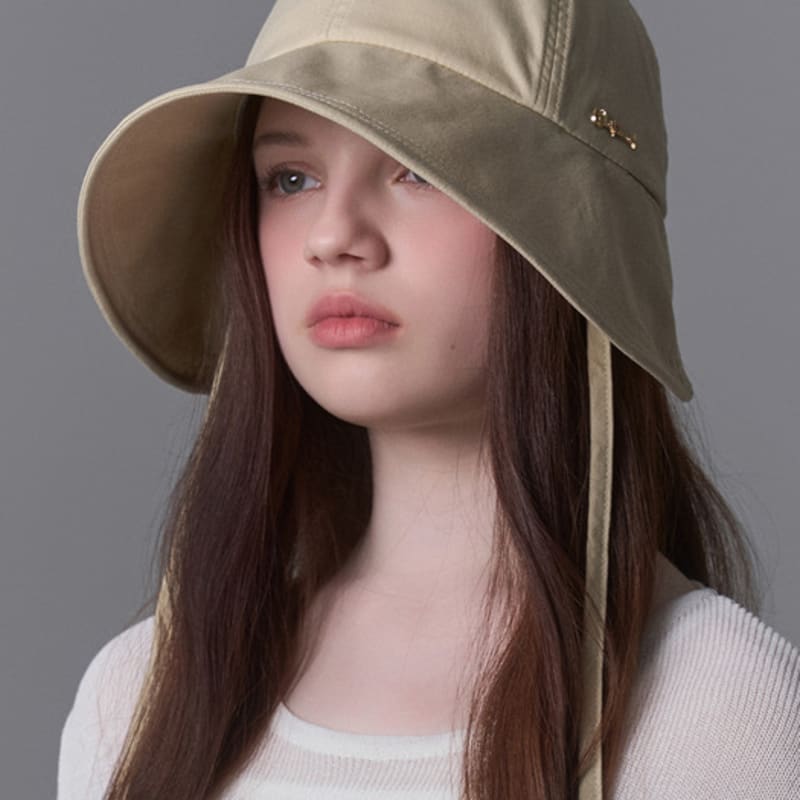 WHITE SANDS Pappelhaube Mariva (5 Farben)