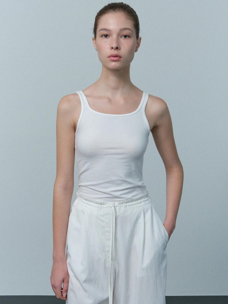 Le Square Neck Sleeveless (White) Free