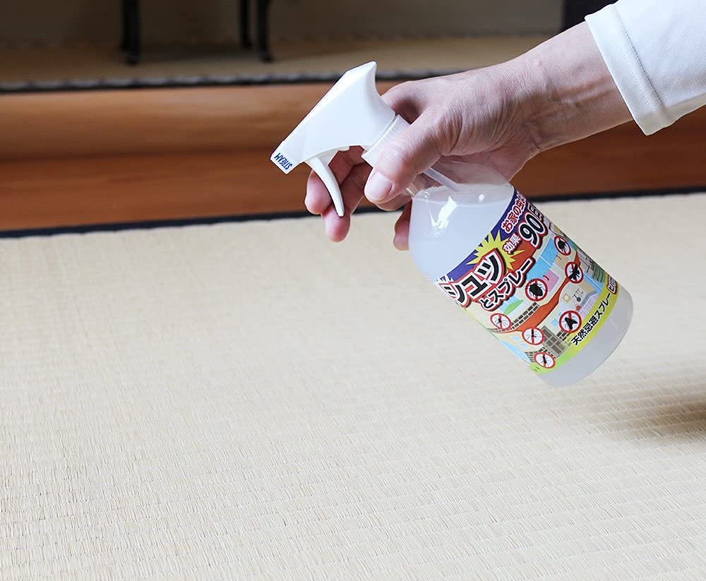 Set of 1 Hibawood Bottle and 3 Refill Bags. Home Insect Repellent Spray, Natural Insect Repellent Spray for Centipedes, Stink Bugs, and More. Hinoki O