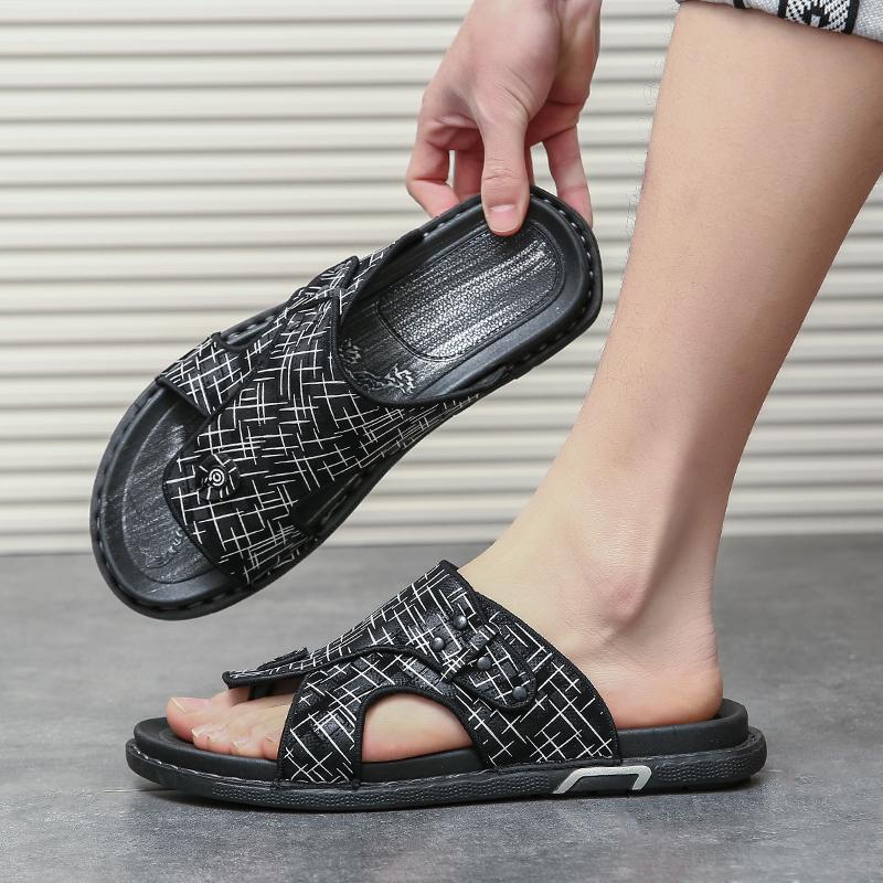 Fashion Summer Men Sandals European American Casual Flat Heel Breathable Comfortable Fashionable Beach Sandals Sizes 39-47 Men Sandals