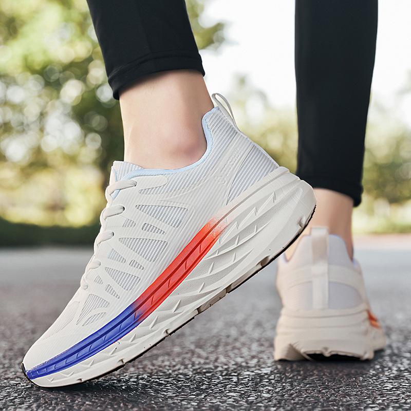 22 new outdoor running trendy shoes, walking shoes, light, breathable and comfortable inside