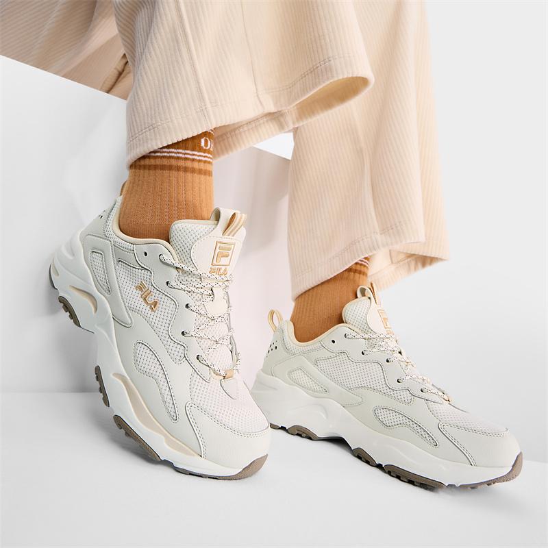 New FILA Vintage Collection Low Top Casual Shoes Women's Snow/Haze Gray F12W422113FSV