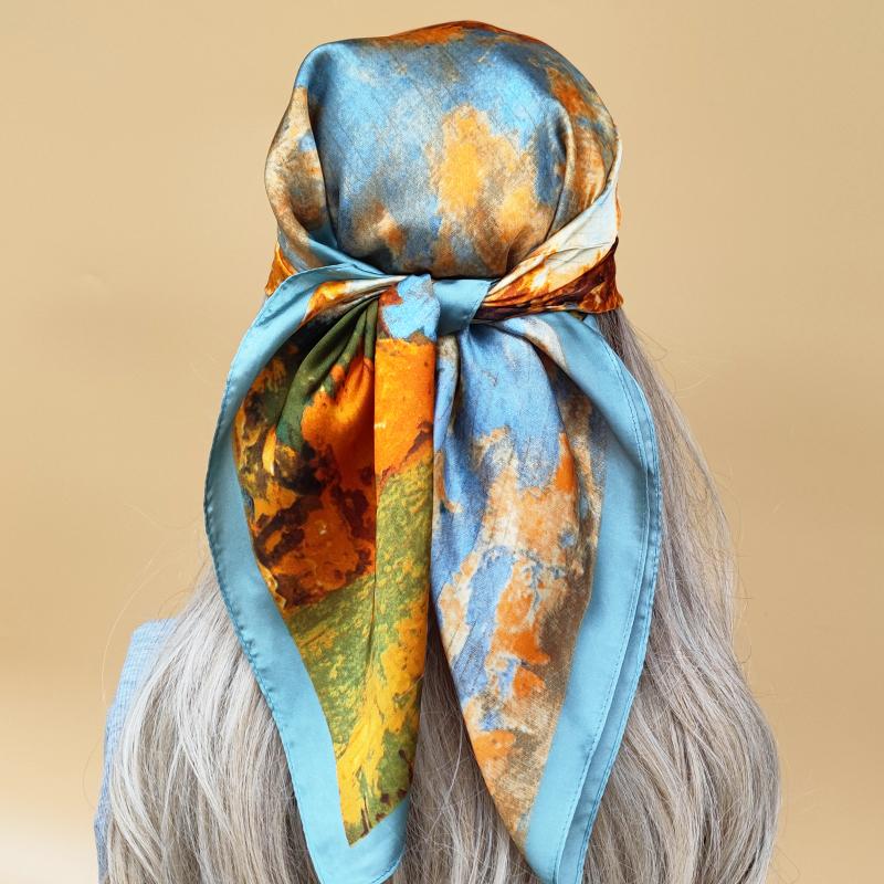 The Four Seasons Beach Kerchief New Style Sunscreen Silk Hijab Women Popular Design Headscarf Luxury 70X70CM Square Scarves