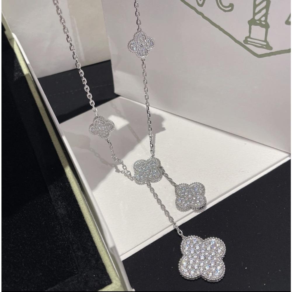 Light Luxury Large Full Diamond Four-leaf Flower Necklace Pendant Long Elegant Super Fairy Jewelry