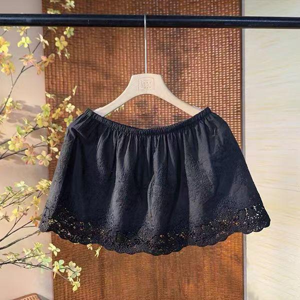 Women's Plus Size White Lace A-line Skirt for All Seasons