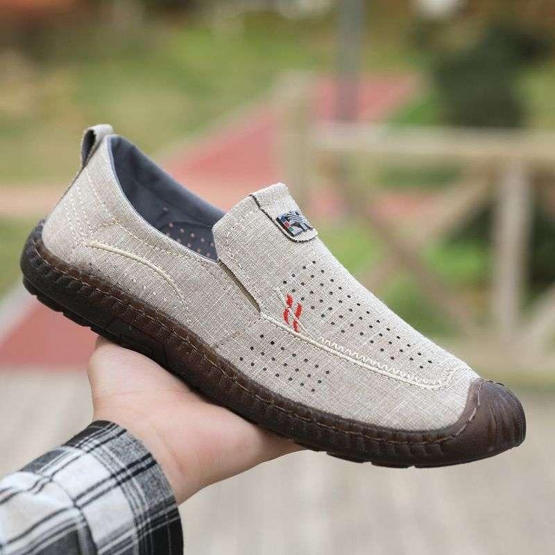 New breathable fly-woven casual shoes simple cloth shoes soft sole soft surface shoes lazy shoes
