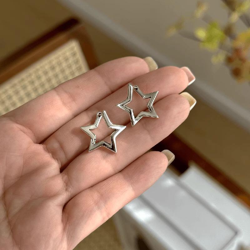 Korean Style Five-Pointed Star Ear Cuff Earring - Trendy, Niche Design for Women