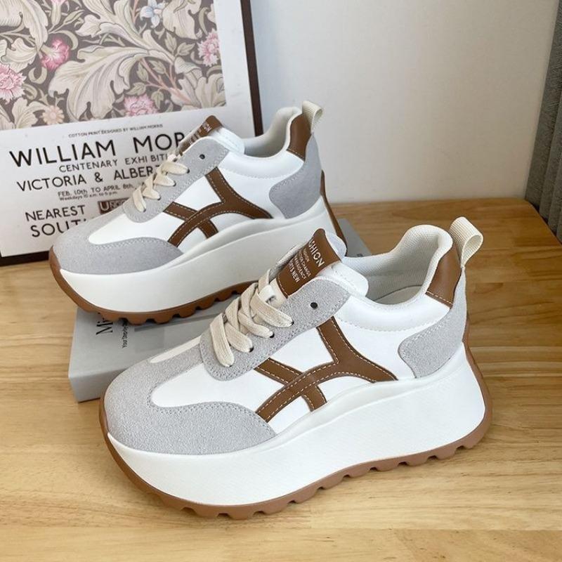 Small height increase women's spring new versatile running shoes college style casual sports shoes