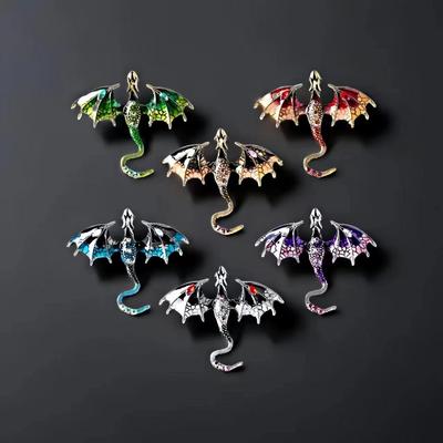 Retro Drip Fliegender Drache Brosche: Anzugnadel im Cartoon-Stil für Herren