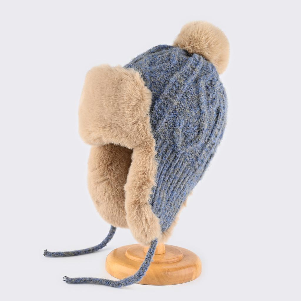 Plush knitted hat women's winter thickened warm ear protection wool hat Northeast outdoor cycling cold-proof Lei Feng hat