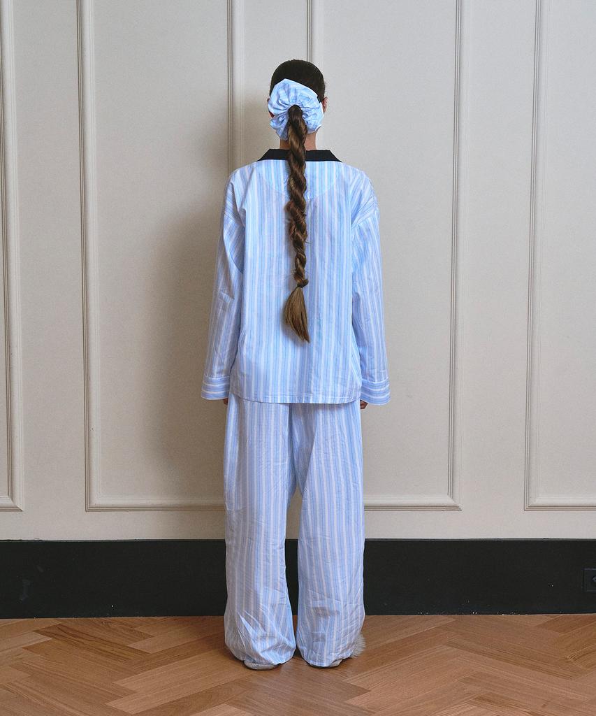 Vinaj Jenny Stripe Scrunchie (Baby Blue)