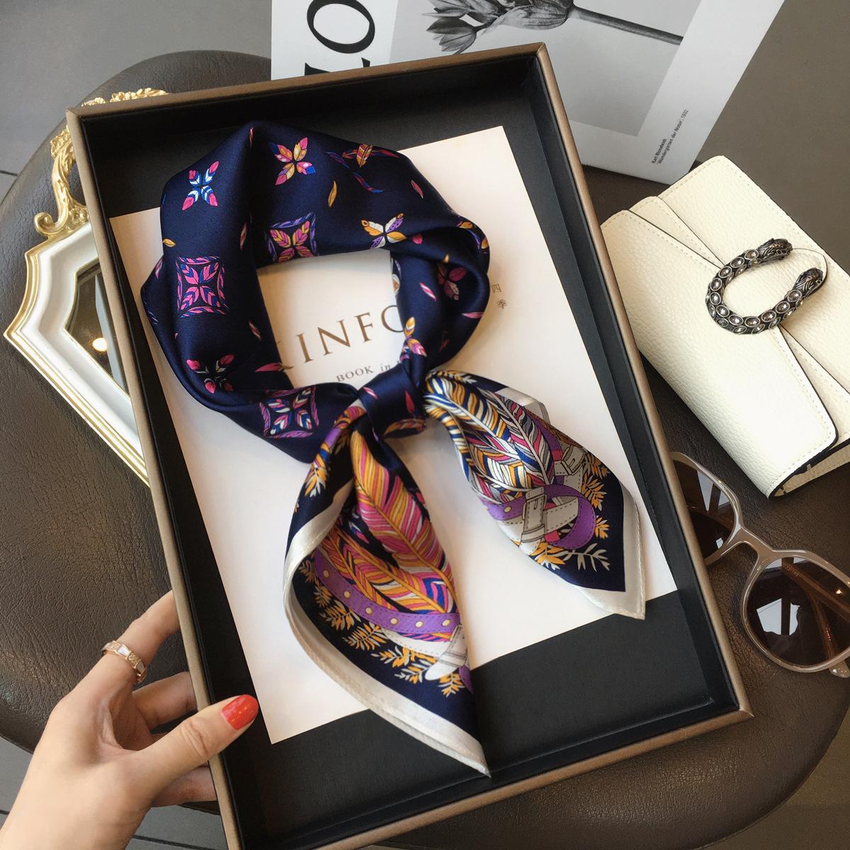 

Шелковый шарф и шарф Mulberry 70см