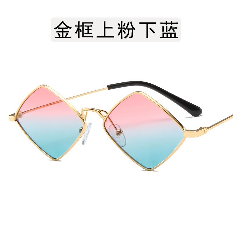 

Европейско-американский стиль Женские очки Крутая квадратная форма Женские солнцезащитные очки Металлическая оправа Стильные солнцезащитные очки Женские