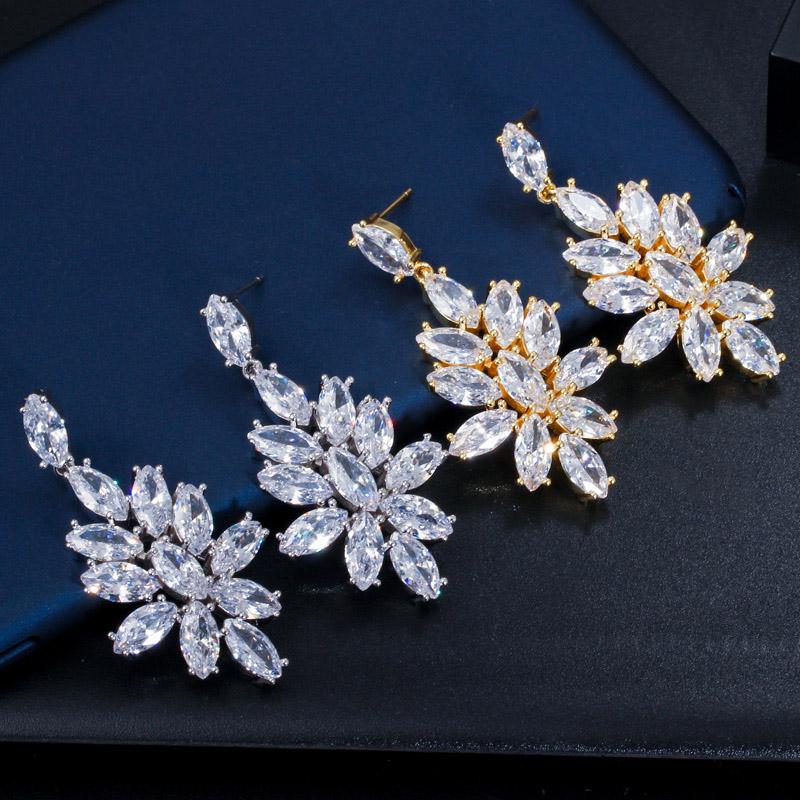 CMM Brudetilbehør Store Blomst Glitrende Cubic Zirconia Hengende Øredobber