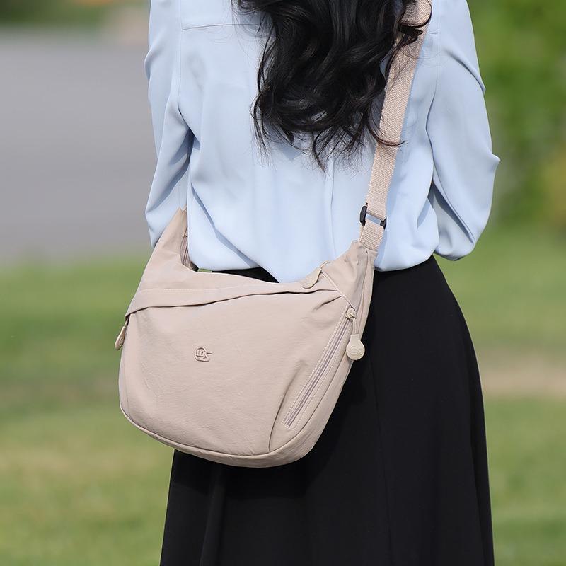 Canvas-Tasche Damen große Kapazität neu Sommer vielseitig Nische Umhängetasche hochwertig Pendler Knödeltasche