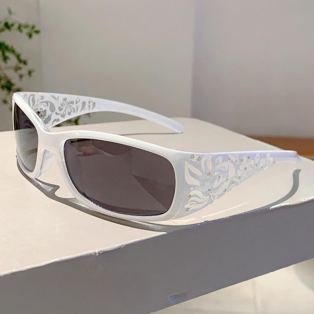 Korean Styles Cat Eye Sun Glasses PC Shades Eyewear Luxury Rhinestones Sunglasses  Photography
