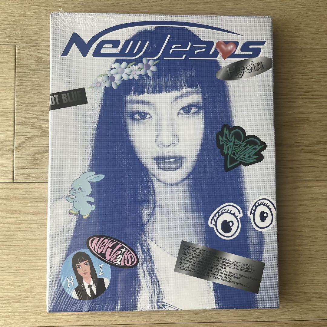 

[USED] New Jeans 1st EP Bluebook ver. HYEIN
