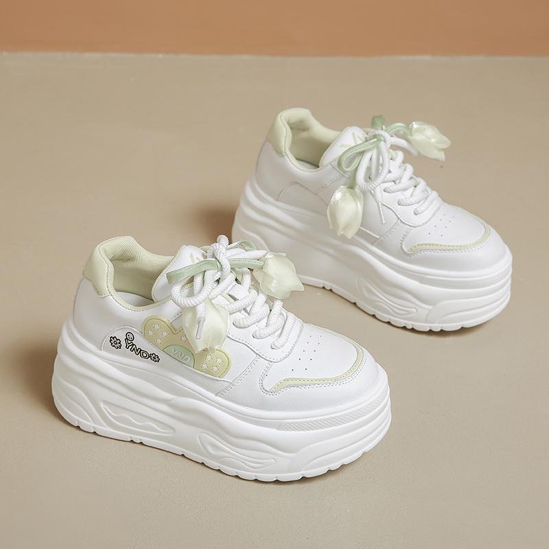 Fashion 8 CM Women Platform Sneakers Casual Outdoor Simple Design Skateboard Comfortable Lace Up Sneakers Running Sports Shoes Female