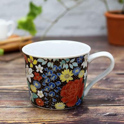 Waza no Kura Kutani Ware Tasse mit Blumenfüllung, schwarze Keramik, Luxus-Markengeschirr, hergestellt in Japan, Geschenk zum 60. Geburtstag
