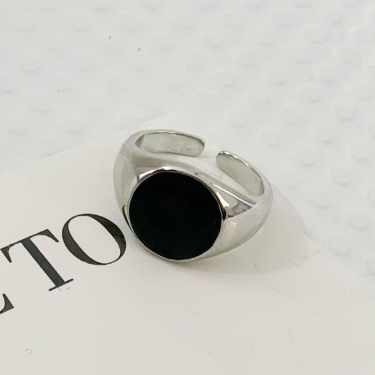 Korean Dongdaemun Hip Hop Oval Resin Drop Index Ring