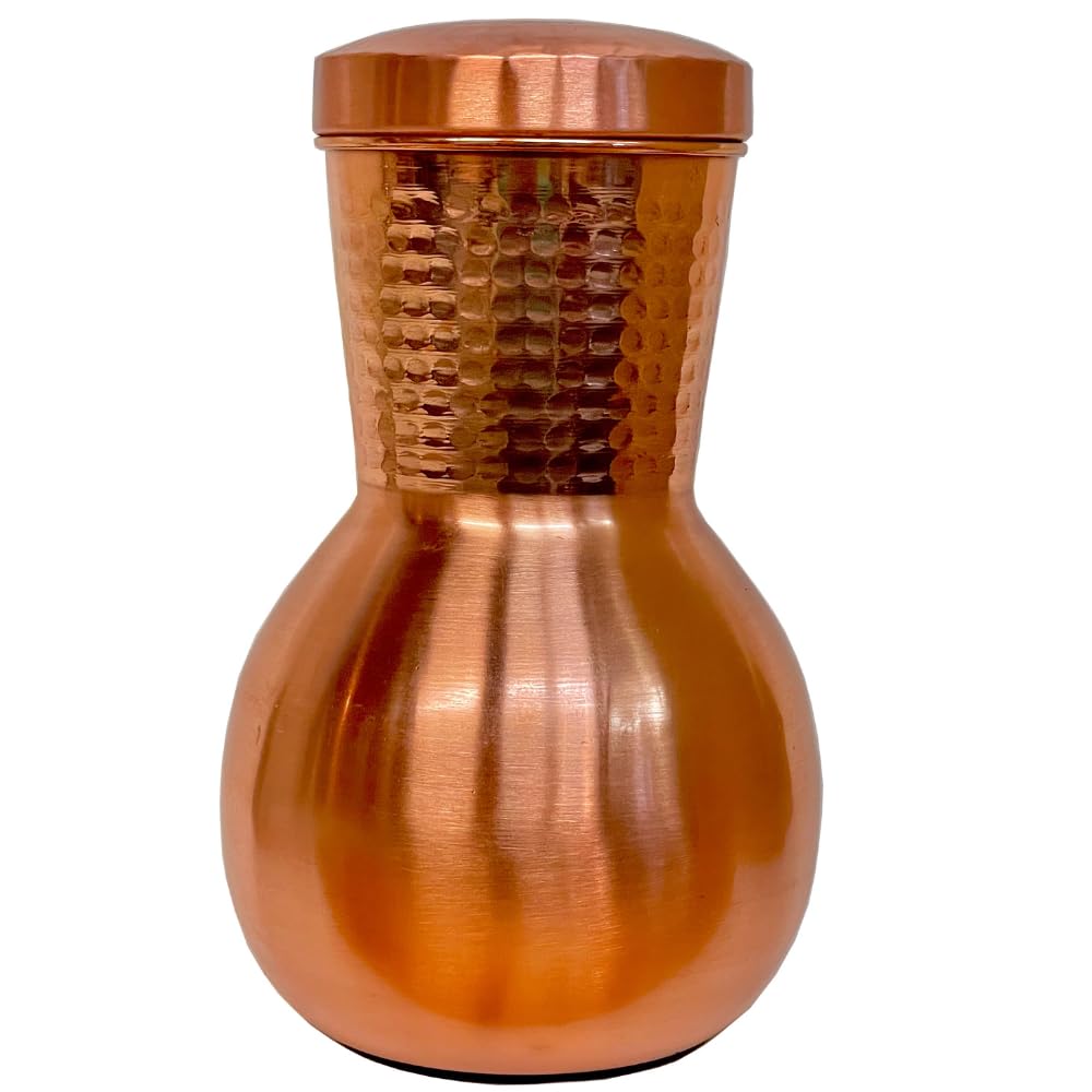 

Mam Rasoi Медный кувшин для воды Аюрведический Полезный Ионизированный Чистый Ручной работы в герметичном кувшине, 1300 мл, Вода, 100% медь, Без покрытия, Индия, Герметичный золотой