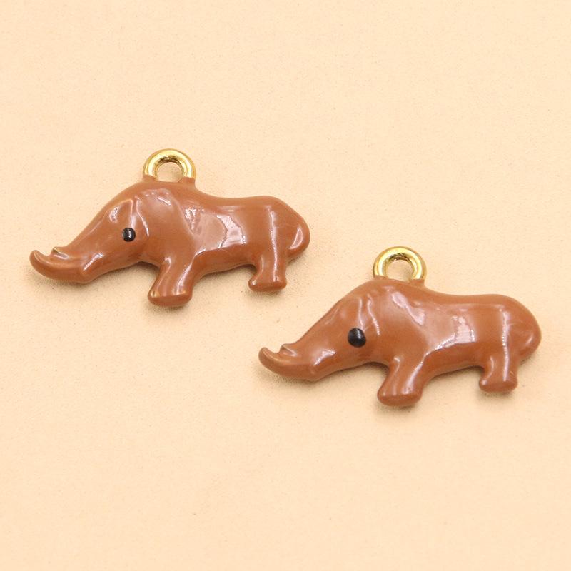 18K Gold Plated Animal Pendants: Giraffe, Duck, Elephant Jewelry for DIY Bracelets & Necklaces