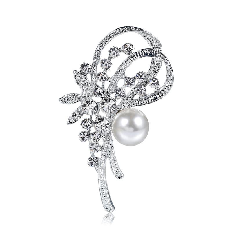 Elegant Narcissus Brooch Pearl-Embellished  Flower Pin For Clothing