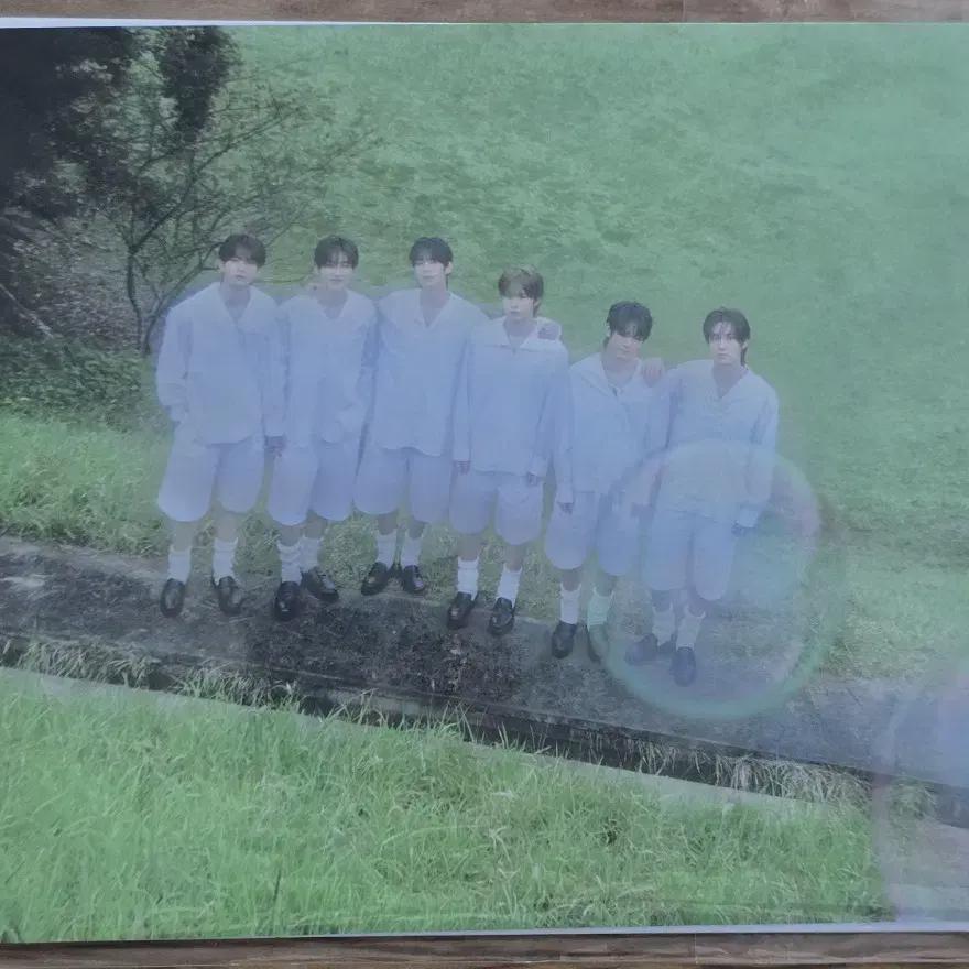 

Бонус к альбому Weverse Japan тура