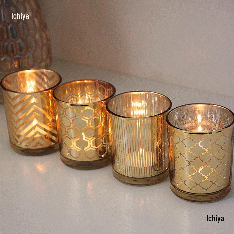 Geometrisk Ljuslykta i Guldglas för Middag med Levande Ljus eller Barinredning