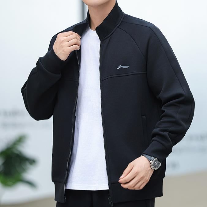 Futter Sport Lifestyle Serie Einfarbig Reißverschluss Lässig Atmungsaktiv Stehkragen Jacke Herrenjacken Schwarz AWDU905-1