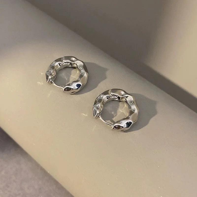 Golden Big hoop Earrings Korean Geometry Metal Earrings For women Female Retro Drop Earrings Trend Fashion Jewelry