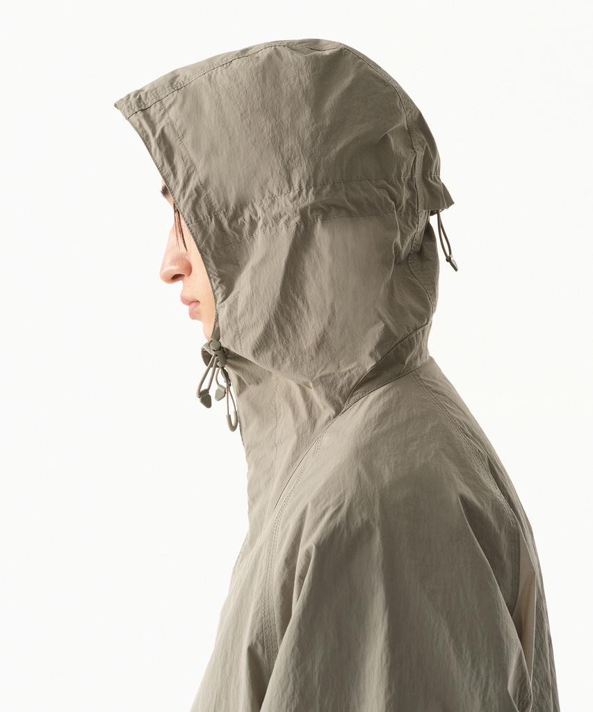 Musinsa Standard [City Leisure] Structured Block Windbreaker Jacket [Leaf Beige/Light Beige]