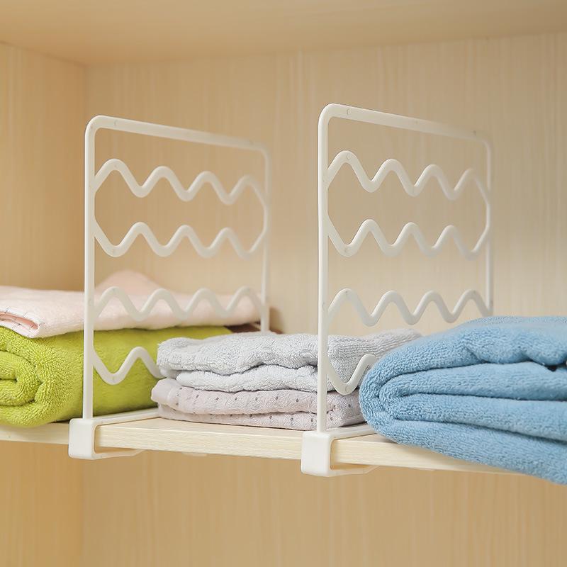 Verstellbare Schrankteiler: Mehrzweck-Schrankteiler & Kleiderständer-Unterteilungen