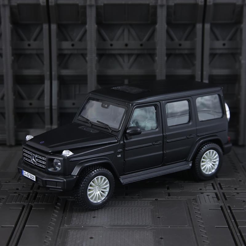 AATQ1 Maisto 1:25 Simulated Mercedes Benz G500 alloy car model doors can be opened rich details, fine workmanship, and good quality