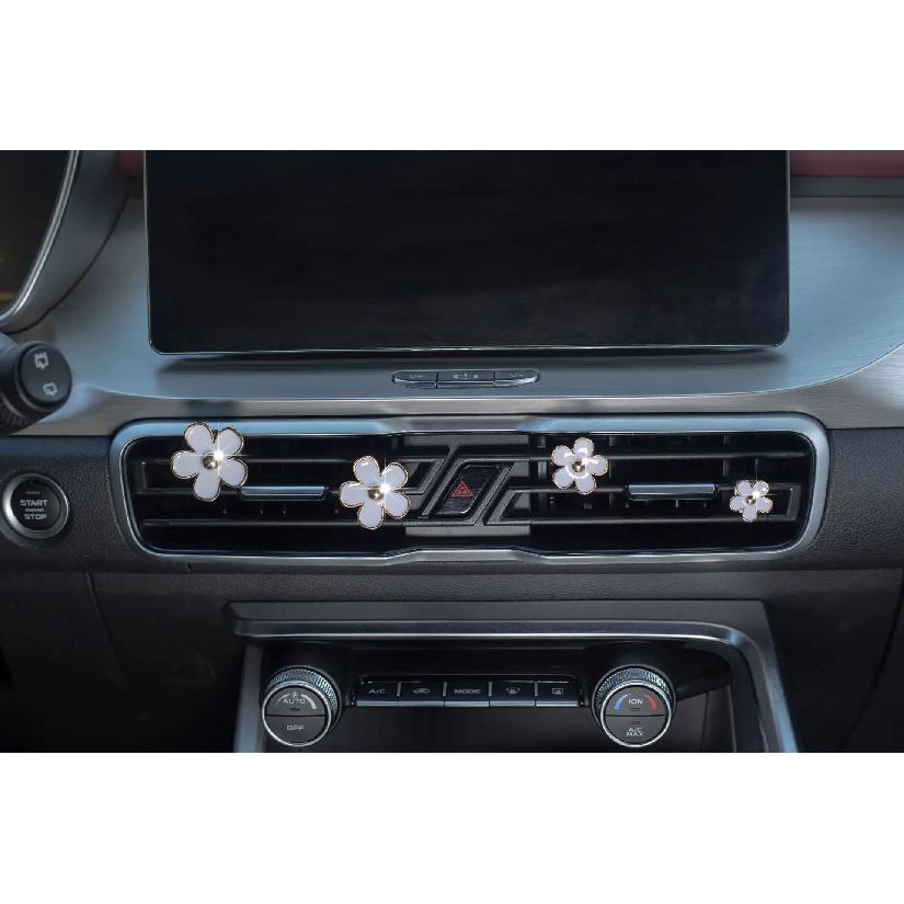 4 Teile/satz Auto Outlet Vent Parfüm Clips Auto Lufterfrischer Klimaanlage Aromatherapie Kleine Daisy Innen Dekoration Zubehör