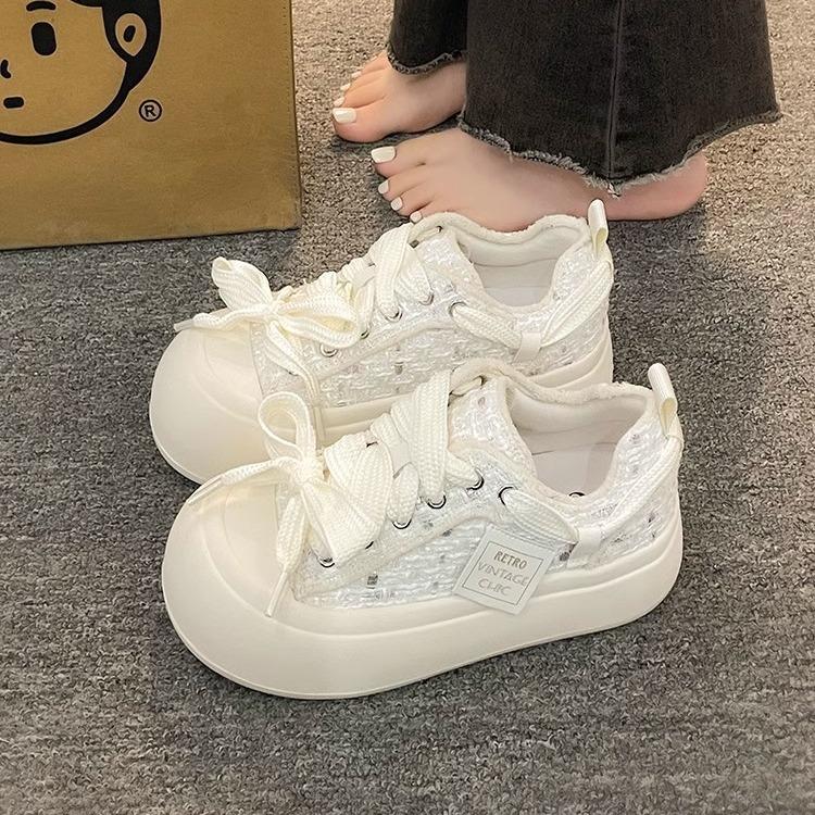 Xiaoxiangfeng Little White Shoes Children's Spring New Popular Platform Canvas Shoes Bread Shoes with Skirts Board Shoes Women
