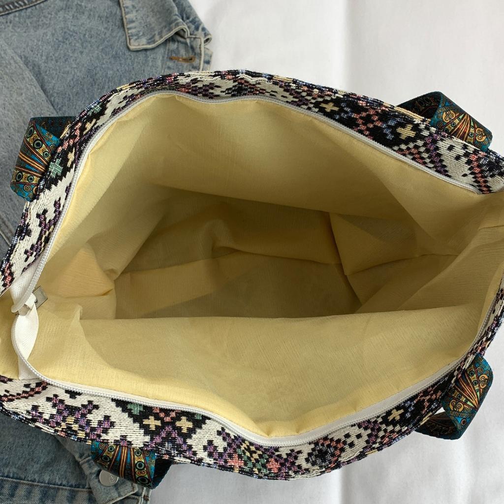 2025 neue Achseltasche Urlaubsstil Schulterhandtasche Nischenmode schlichtes Temperament vielseitige Damentasche