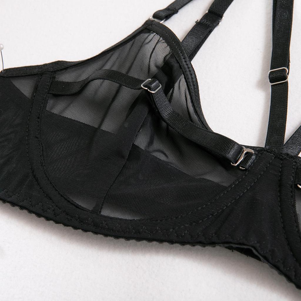 Trendiges transparentes Dessous-Set: Sexy Mesh-Zweiteiler mit Hohldesign