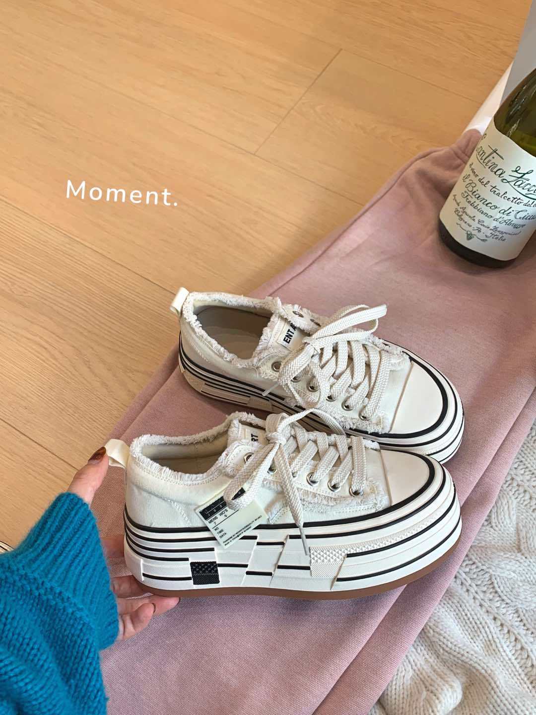 

European Station Leather Thick-soled Height-increasing Muffin Board Shoes Women s 2025 Spring and Autumn New European Products Little White Shoe 39