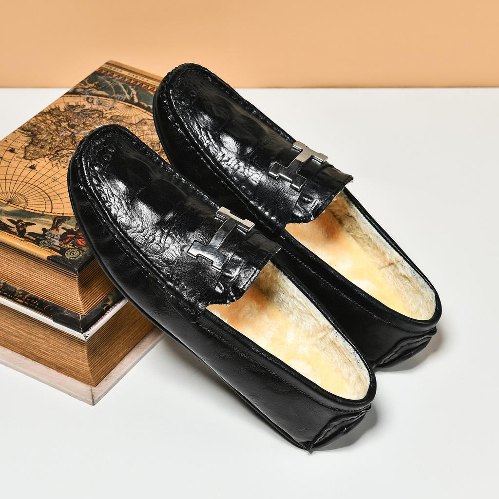 Winter warm velvet beanie shoes crocodile pattern lazy driving shoes British casual men's leather shoes genuine leather cowhide cotton shoes