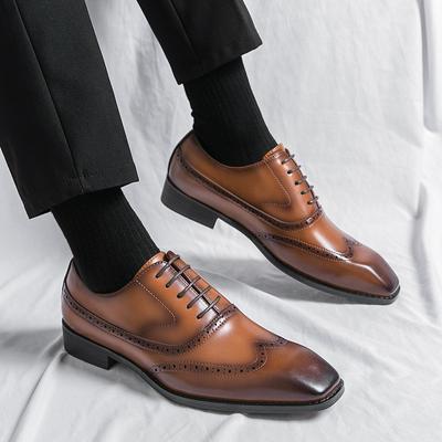 Mode Neue Designer Herren Schnürschuhe Lackleder Brogues Schuhe Für Männer Lässige Slipper Business Formelle Kleidung Schuhe Zapatos Hombre