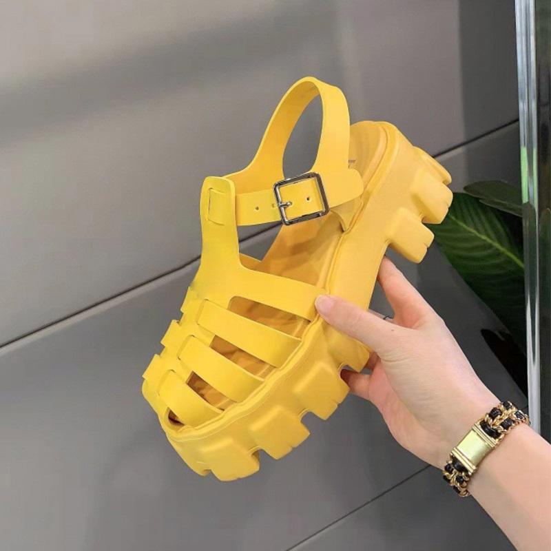 Damen Sandalen Ausgeschnitten Plateau Damenschuhe für Frauen Schnallenriemen Sommer Mode Designer Damen Sandalen Frau Sandale