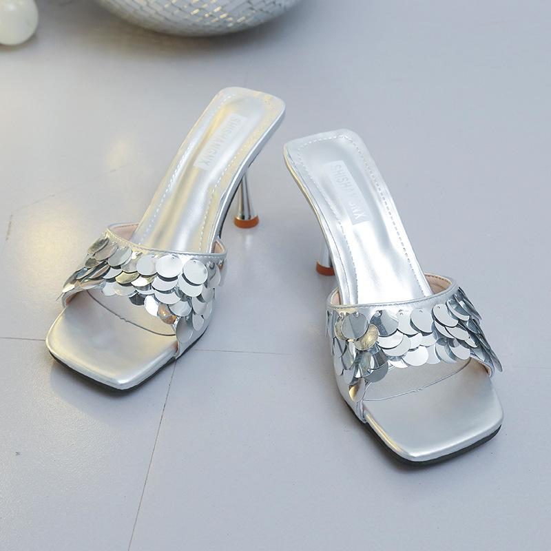 

2025 summer new niche high-end cool slippers outer wear thin heel sequined high-heeled sandals women s shoes 35 серебряный