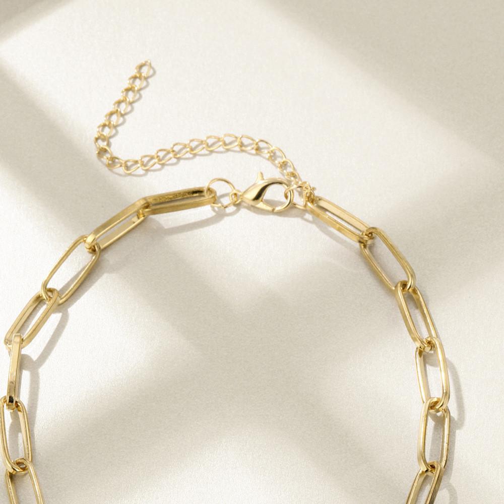 Trendy Women's Geometric Metal Chain Necklace Elegant Allure Fashion Accessory