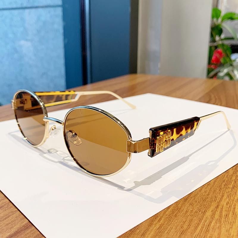 Retro Oval Frame Sunglasses  New Metal Sunglasses Ins Street Sunglasses 98111