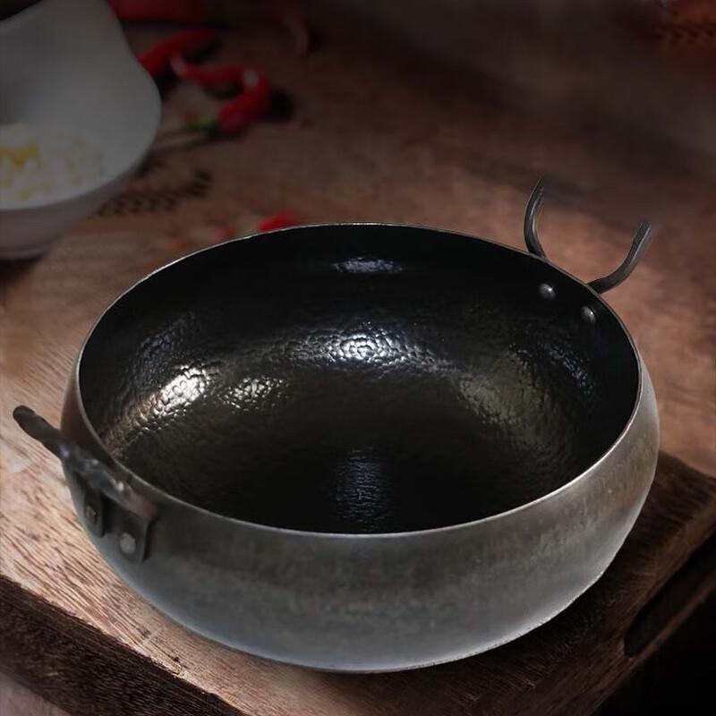 Hand-Beaten Iron Stew Pot