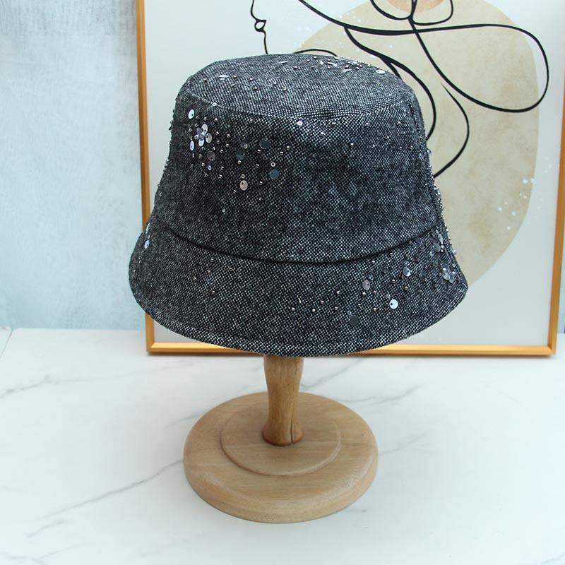 Internet celebrity small fragrant wind sequined fisherman hat children autumn and winter three-dimensional cloud octagonal hat temperament show face l