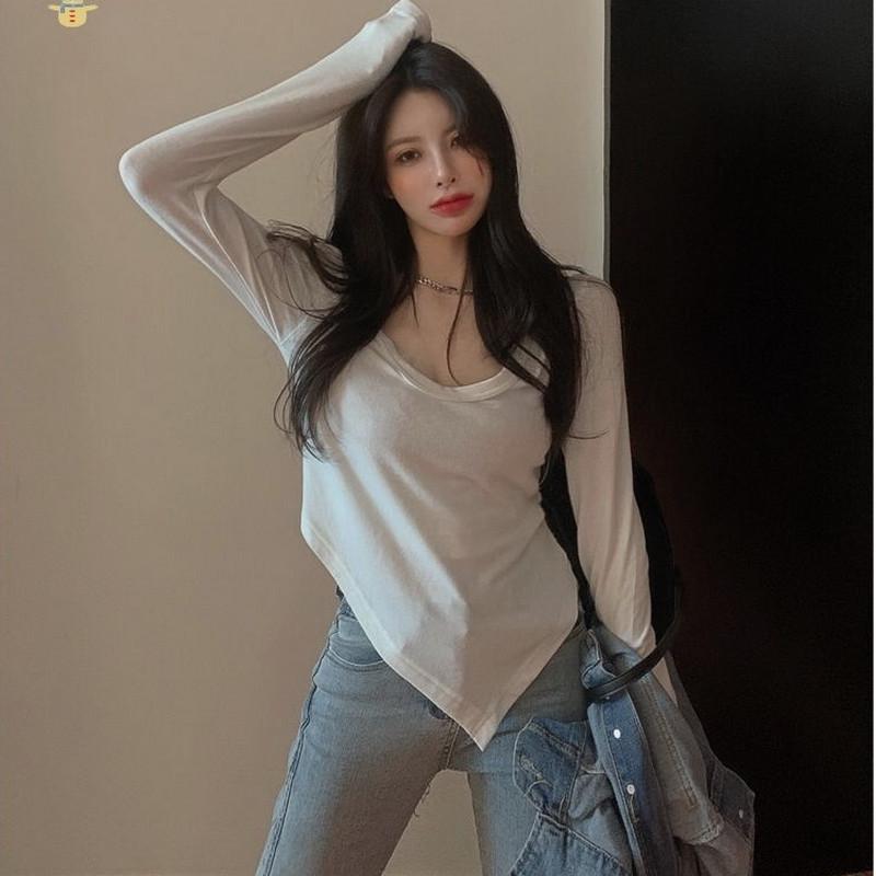 

Женская футболка с высокой талией и нерегулярным длинным рукавом, однотонная, подчеркивающая фигуру, коллекция весна-осень 2025 M белый