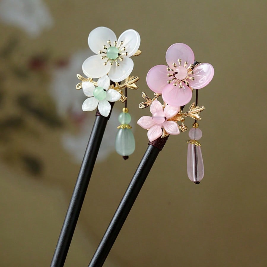 National Style Flower Pendant Wooden Hairpin